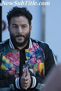 بیوگرافی Ennis Esmer