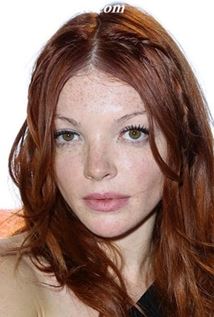 بیوگرافی Nicole LaLiberte